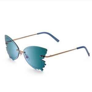 🔹️ Betsey Johnson🔹️ Blue Butterfly Sunglasses 100% UV Protection